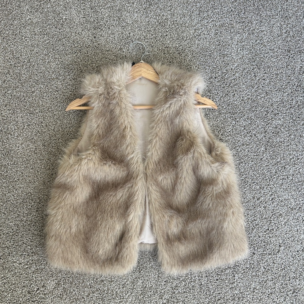 Faux Fur Vest in Beige